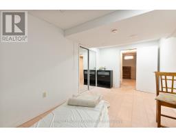 26 REDWOOD LANE - 24