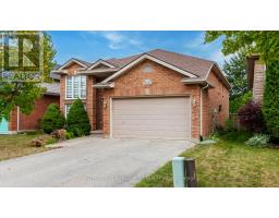 956 QUEENSBOROUGH COURT N - 1