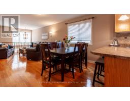 956 QUEENSBOROUGH COURT N - 19