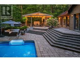 10219 PINETREE DRIVE - 34