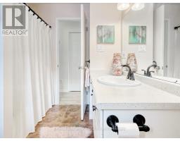 21 - 59 PENNYBROOK CRESCENT - 22