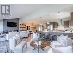 2224 YELLOWBIRCH PLACE - 13