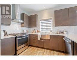 2224 YELLOWBIRCH PLACE - 20