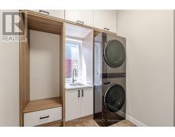 2224 YELLOWBIRCH PLACE - 23