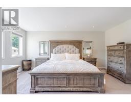 2224 YELLOWBIRCH PLACE - 27