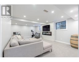 2224 YELLOWBIRCH PLACE - 33