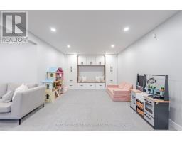 2224 YELLOWBIRCH PLACE - 35