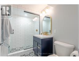 2224 YELLOWBIRCH PLACE - 37