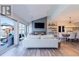 2224 YELLOWBIRCH PLACE - 9