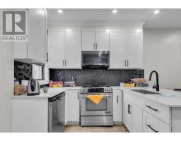 8 BRUCE STREET - 5