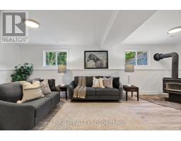 250 WILLIAM STREET E - 28