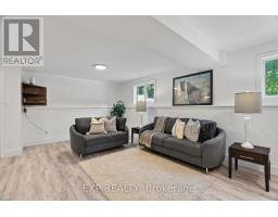 250 WILLIAM STREET E - 29