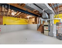 250 WILLIAM STREET E - 34