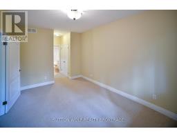 7 - 384 HEAD STREET N - 13