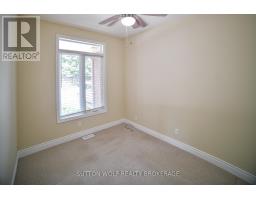 7 - 384 HEAD STREET N - 17