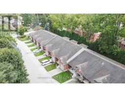 7 - 384 HEAD STREET N - 32
