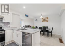 307 KENNINGTON WAY - 17
