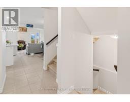 307 KENNINGTON WAY - 6