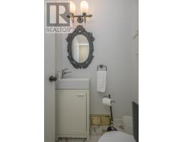 469 RIVERSIDE DRIVE - 14