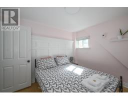 469 RIVERSIDE DRIVE - 18