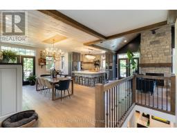 7 MARY BUCKE STREET - 11
