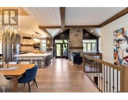 7 MARY BUCKE STREET - 12