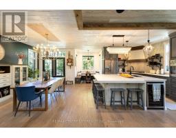 7 MARY BUCKE STREET - 18