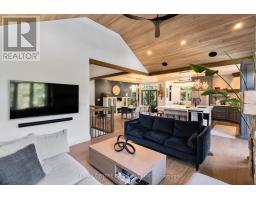 7 MARY BUCKE STREET - 23