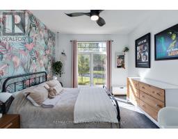 7 MARY BUCKE STREET - 30
