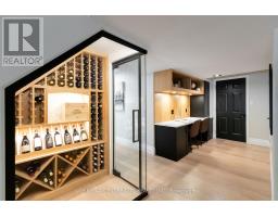 7 MARY BUCKE STREET - 41