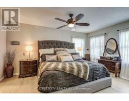 481 RICHARD CRESCENT - 21