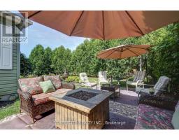 481 RICHARD CRESCENT - 34