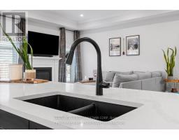 3 HARDY COURT - 27