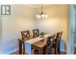 15 FROBISHER CRESCENT - 36