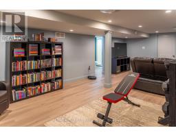 15 FROBISHER CRESCENT - 38