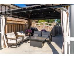 15 FROBISHER CRESCENT - 6