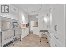 2701/2704 - 330 RIDOUT STREET N - 22