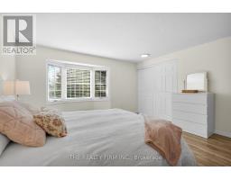 25 - 70 CHAPMAN COURT - 22