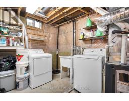 25 - 70 CHAPMAN COURT - 34