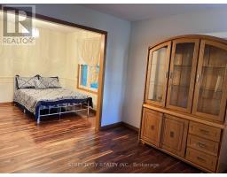37 JENNIFER ROAD - 14