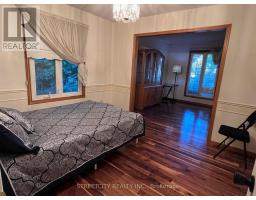 37 JENNIFER ROAD - 15