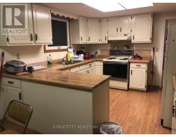 37 JENNIFER ROAD - 9