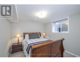 3 HARLEQUIN COURT - 31