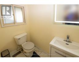 711 ALANBROOK STREET S - 18