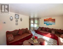 711 ALANBROOK STREET S - 4