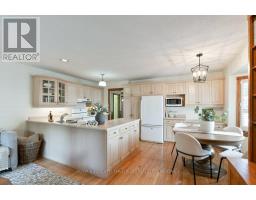 416 BROCK STREET - 11