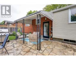 116 DOWNING CRESCENT - 42