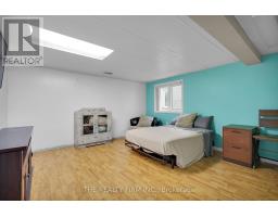 17 - 20 WINDEMERE PLACE - 34