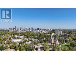 157 DUCHESS AVENUE - 38
