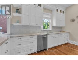 157 DUCHESS AVENUE - 4